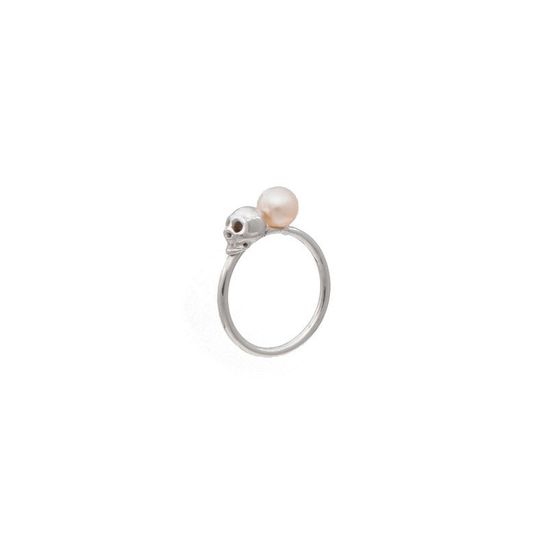 Bague Kiss Skull Perle Blanche Or Blanc 18K